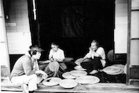 ニッポン国古屋敷村