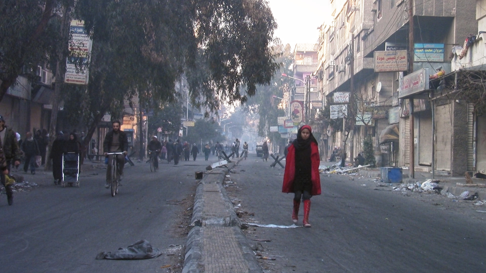 ニッポン国古屋敷村